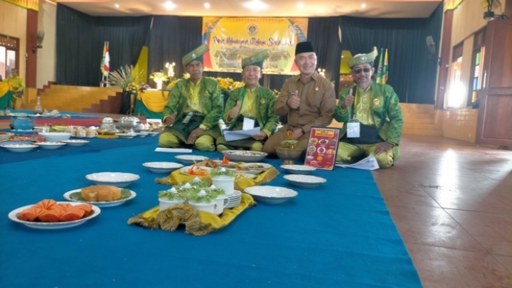 Tradisi Melayu Hidup Lagi, 43 Tim Adu Besuruh Saprah di PKMS 