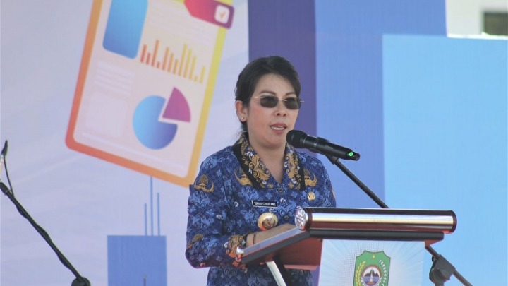 Wali Kota Singkawang, Tjhai Chui Mie saat sambutan di suatu acara. (IST)