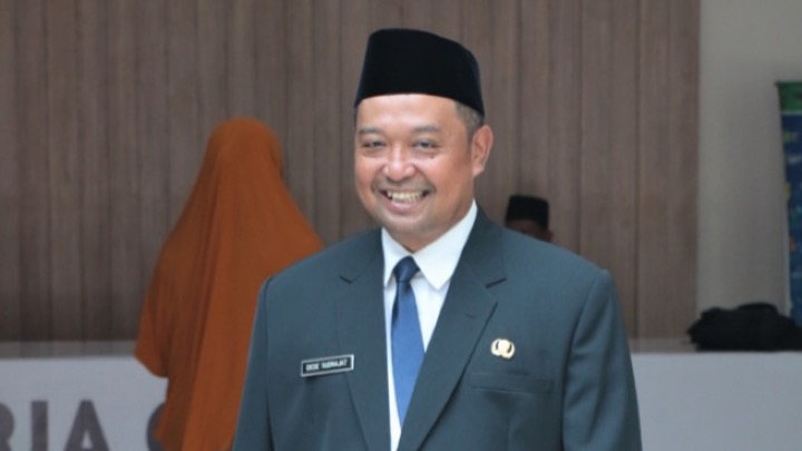 Asisten Administrasi Umum, Dede Sudrajat