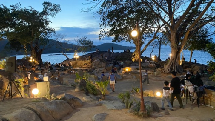 Pesona wisata di Kibae Sunset Jl Malindo Teluk Karang Singkawang Selatan