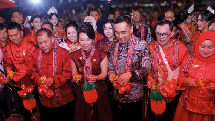 Pembukaan Perayaan Imlek dan Cap Go Meh di Stadion Kridasana Singkawang, Senin (15/2/2026)