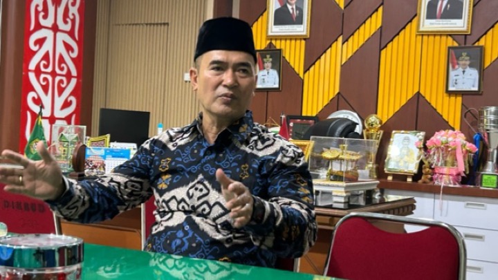 Kepala Dinas Pendidikan dan Kebudayaan Kota Singkawang, H. Asmadi.